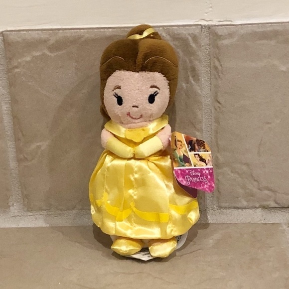 🆕 Disney Belle Princess mini beanie p… - Picture 1 of 9